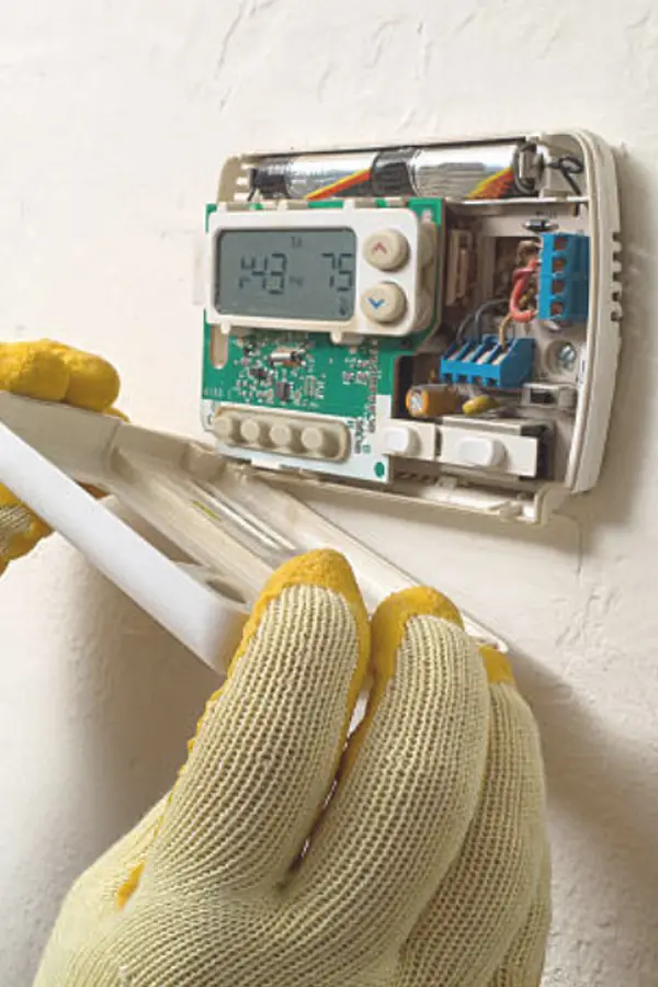 Thermostat Repair in Tampa